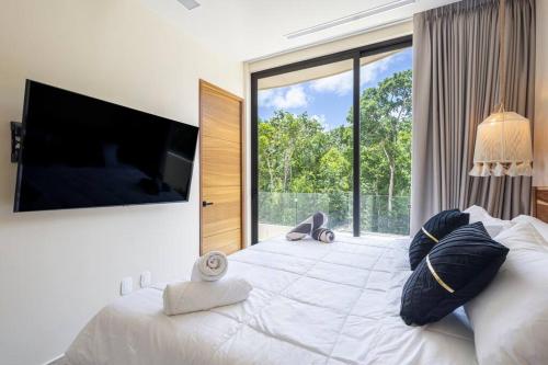 3BR Villa with Private Pool, Near Beach in Tulum, Mexico