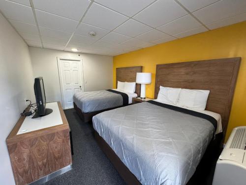 Winnisquam Lake Inn Winnisquam Lake Inn