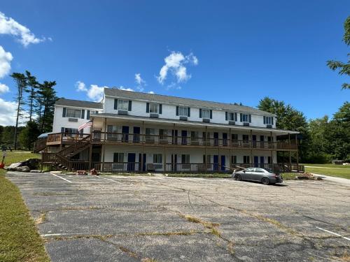 Winnisquam Lake Inn Winnisquam Lake Inn