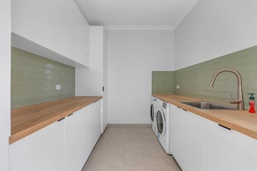 Marina Palms - Your Luxury Escape