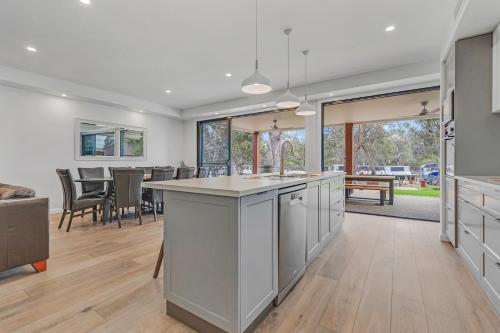 Marina Palms - Your Luxury Escape