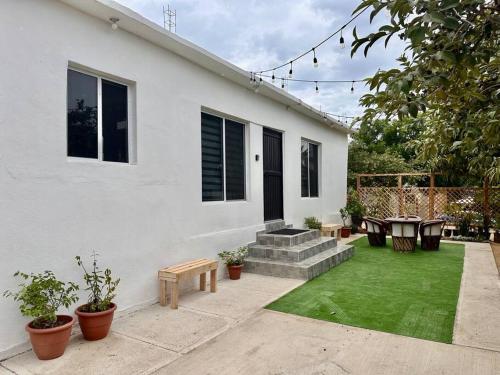 Cozy Home just 10 minutes from the Pacific! in Todos Santos, Mexico