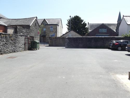 Plas Coch Hotel Ltd - image 10