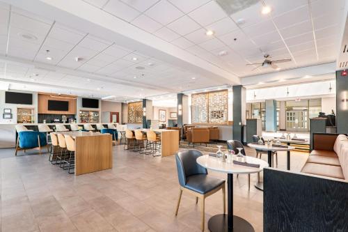 Bar/lounge, Holiday Inn Binghamton-Downtown Hawley Street By IHG in Binghamton (NY)
