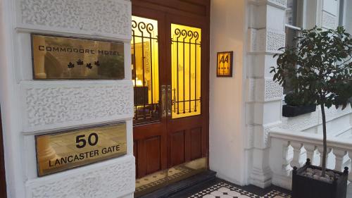 Commodore Hotel - image 13