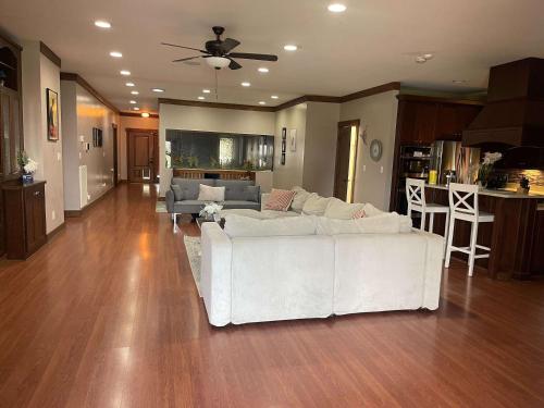 Clarksville Craftsman 5 MINs to Campbell