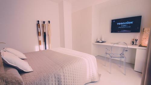Deluxe Suite image 3