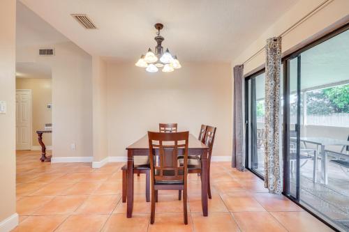 Pet-Friendly Home with Yard about 3 Mi to Zoo Miami! in Cutler Ridge, USA