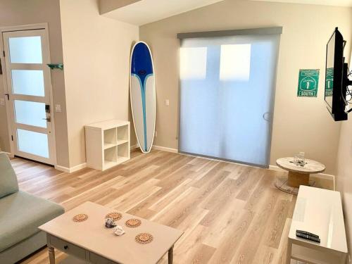 Family Getaway Close to Beach and Legoland in Oceanside, USA