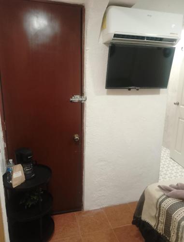 Casa Nance Alojamientos COBA Mercado 28 Smart TV y ADO Centro, Канкун (фото 3)