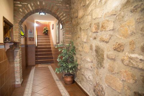 Hostal Hueso - image 2