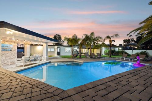 Cactus Jack! Heated Pool, Putting Green