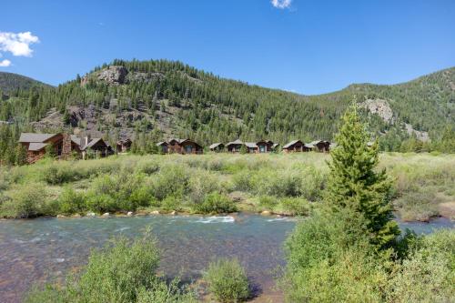 Ski Tip 8709 by Summit County Mountain Retreats in Keystone, USA