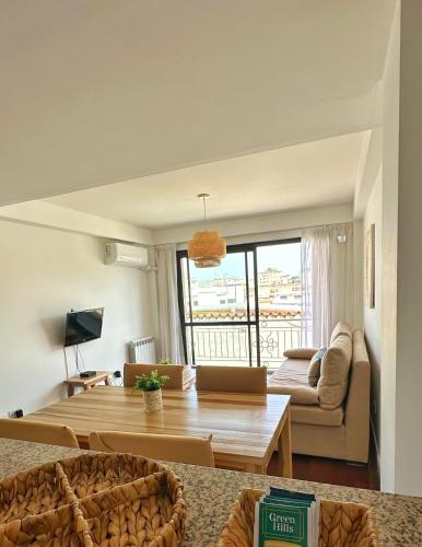 Paramont Salta 2
