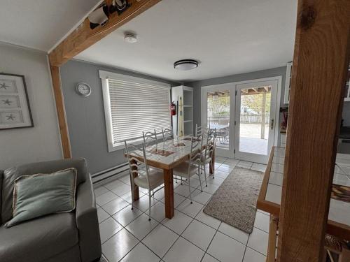 Nicely Renovated First Floor Duplex On The Ocean Side In Brant Beach, in Brant Beach, USA