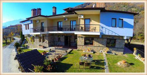 Voreas Hotel