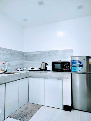 8 - Cabanatuan City's Best Bed and Breakfast Place, Cabanatuan (zdjęcie 9)
