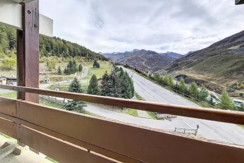 Residence Alpages - Appartement entierement renove · Acces direct aux pistes · Balcon sud MAE-3594 near Red Dragon