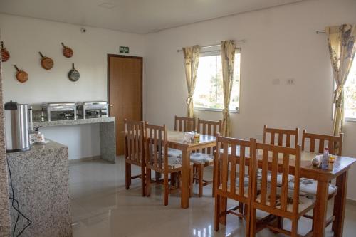 Food and beverages, Bara's Hotel in Barroso