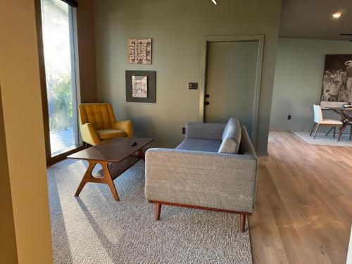 The Porches at Ole Brook in บรูคเฮฟเวน