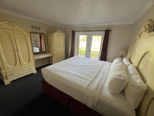 Grand Palms Spa & Golf Resort Grand Palms Spa & Golf Resort