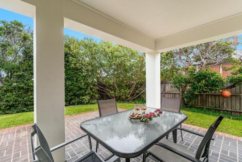 Three-Bedroom House image 9