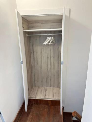 Bond Shell - cozy flat near Rome in Albano Laziale