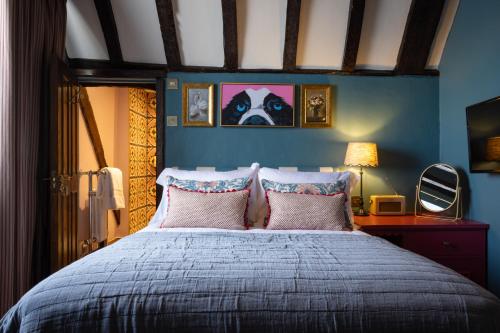 White Hart Hotel - image 2