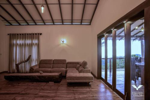 Falcon Villas in Passara