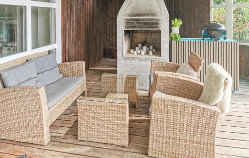 Vista exterior, 3 Bedroom Pet Friendly Home In Bryrup in Bryrup