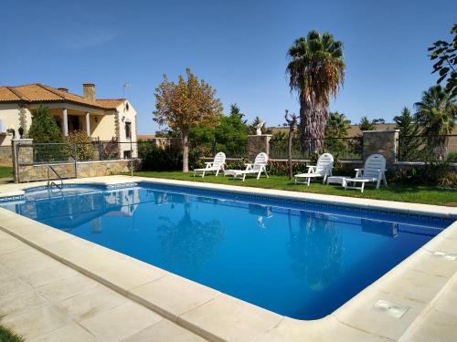 Peldbaseins, Casa rural los Cuartos in Olivenza