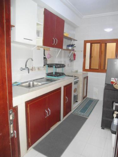 One-Bedroom Apartment image 3
