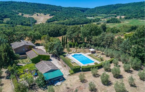 Swimmingpool, Hyggeligt Hjem I Orvieto Med Wifi (Cozy Home In Orvieto With Wifi) in Castel Viscardo