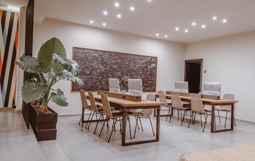 Cook's Club Hersonissos Crete - image 3