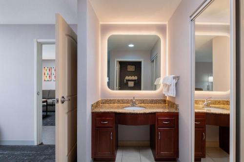 Homewood Suites Medford - image 13