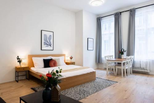Elegant Spacious Old Town Studio, Praha