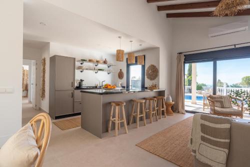 ทัศนียภาพภายนอกโรงแรม, Villa With Privat Saltwater Pool in ลา กาเปยาเนีย