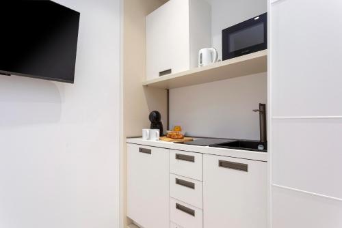 Acogedor Estudio en Puerto Banús by Rent Me 2