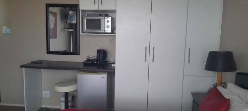  Double Room image 4