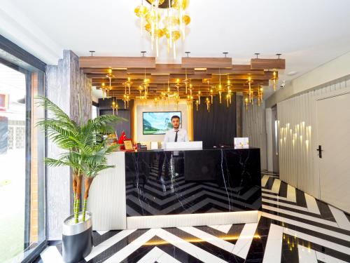 Best House Hotel - image 14
