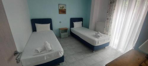 Superior Two-Bedroom Apartment image 10