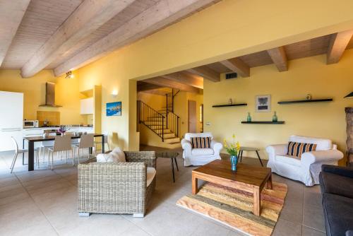  Superb two-storey Villa Limone Apartment - Resort Cignella in Osteria Delle Noci