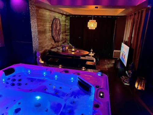 Love room Hotel de charme Le Quesnoy