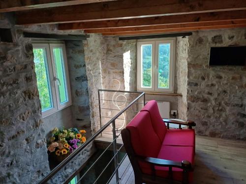 Koplietošanas atpūtas telpa ar TV, B&B VillaDansio in Santo Stefano d'Aveto