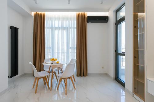 Charming 1BR New Building Self Check-in by Keygo 98