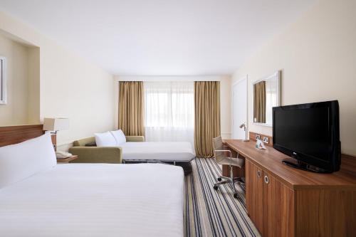 Holiday Inn Colchester an IHG Hotel - image 13