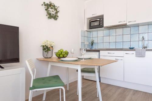  Estudio Rosimar Light in L Escala