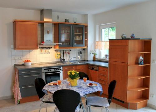 FeWo 51 1, Lindenweg 8 a in Ostseebad Karlshagen, Deutschland