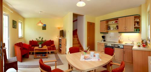 FeWo 53 2, Lindenweg 4 b in Ostseebad Karlshagen, Deutschland