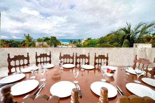 Ocean Retreat by Fidalsa in San Crisanto, Mexico